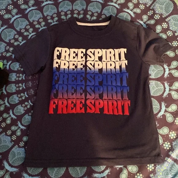 🦞🦞Boys 8 tops sizes 5 , 5/6 and 6 - Picture 4 of 9